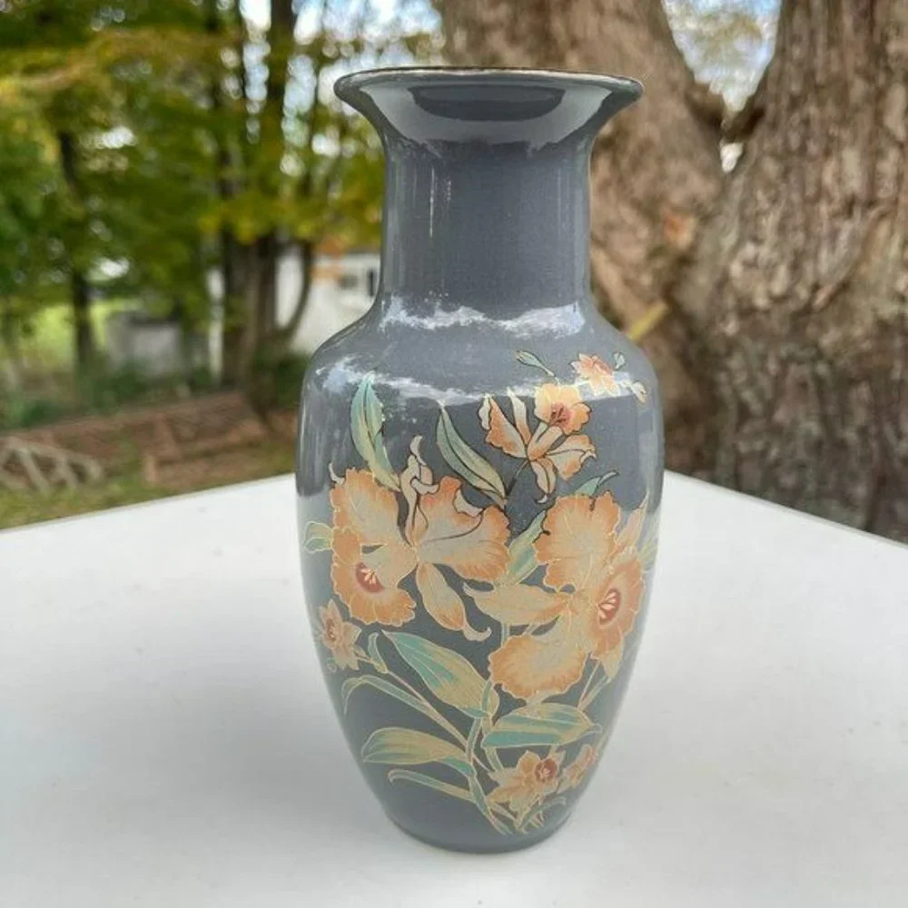 Vintage Shaddy‎ Japanese Vase  Hand Painted Porcelain
